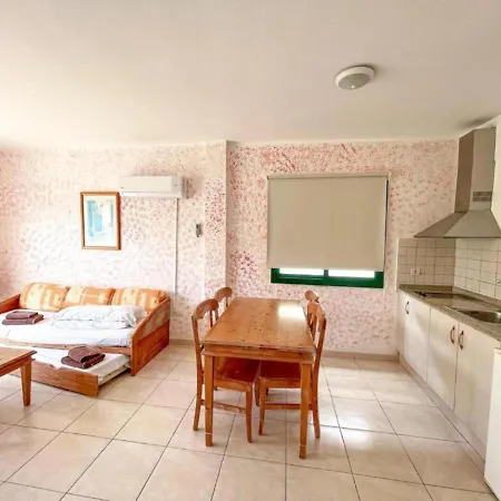 Pool View With All Inclusive, Wifi, Beach *